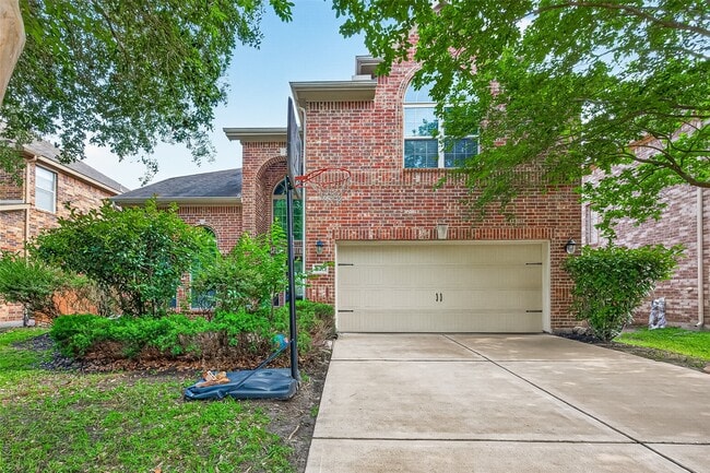 Building Photo - 17415 Sandalisle Ln