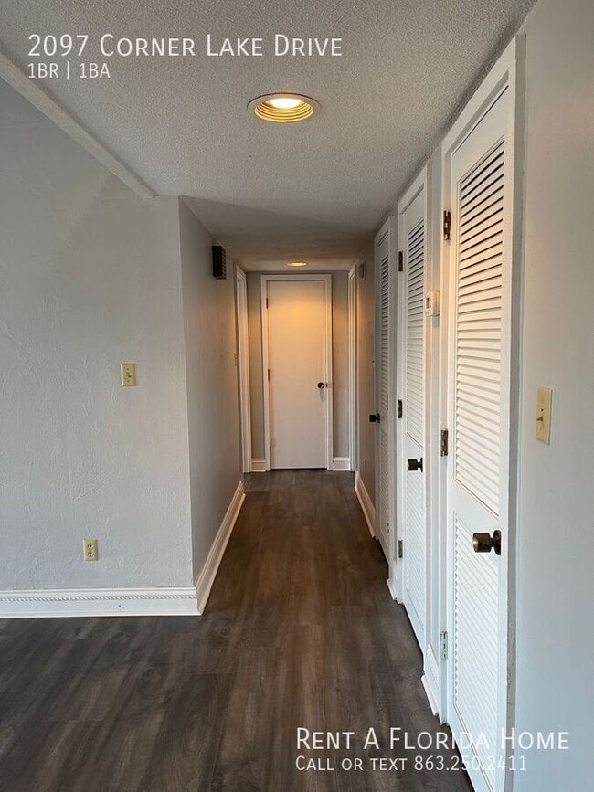 Photo - 2097 Corner Lake