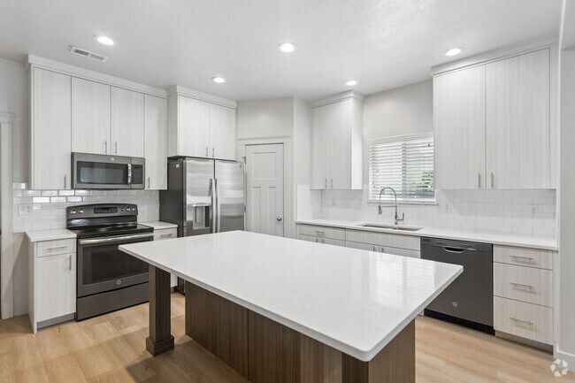 2BR, 2.5BA - 1,557SF - Kitchen