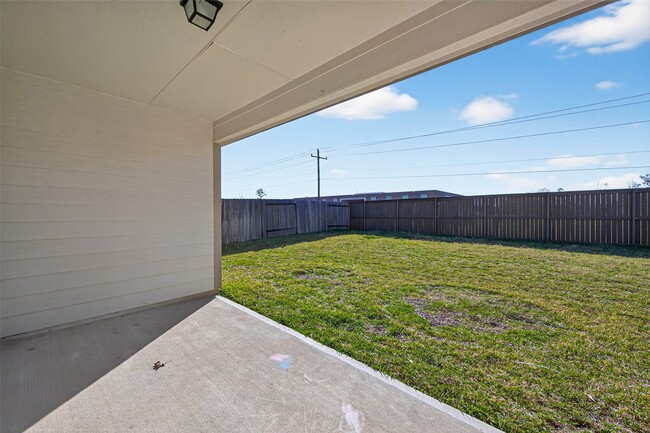 Building Photo - 20706 Southern Wds Blvd