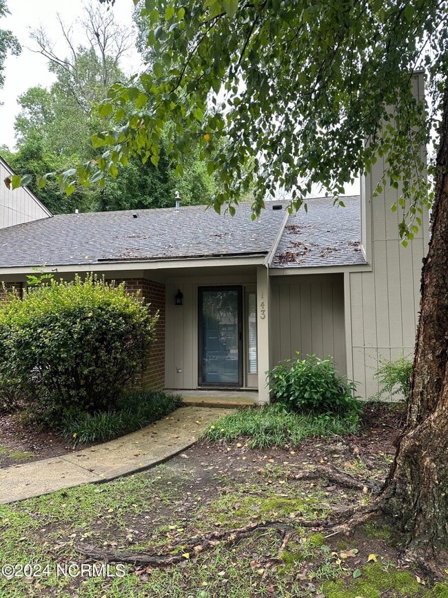 Photo - 143 Pine Branches Close Townhome