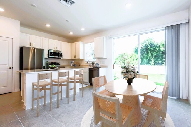 Photo - 1448 Tristar Dr