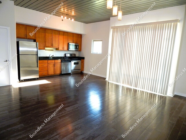 Photo - 620 Glen Iris Dr NE Unit 210