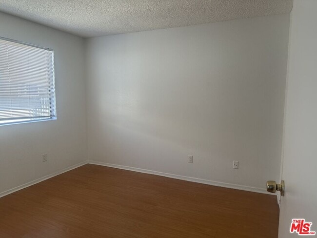 Photo - 955 Normandie Ave Unit 103