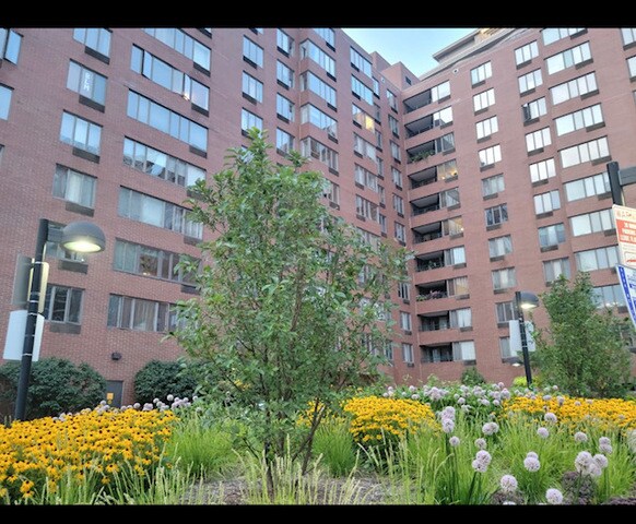 Photo - 801 S Plymouth Ct Condo Unit 905
