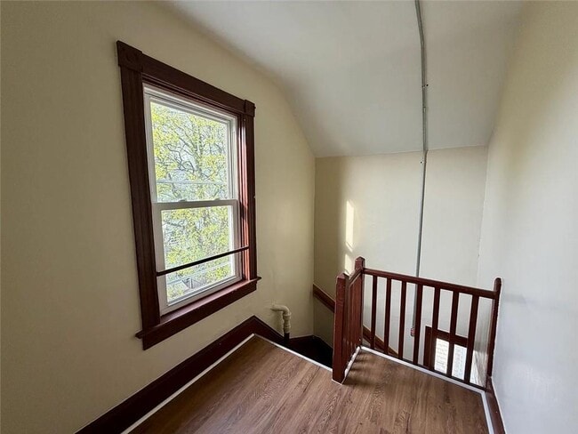 Photo - 13 Elizabeth St Unit 3