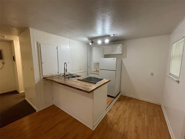 Photo - 2711 Hemphill Park Unit 11F- (A203)