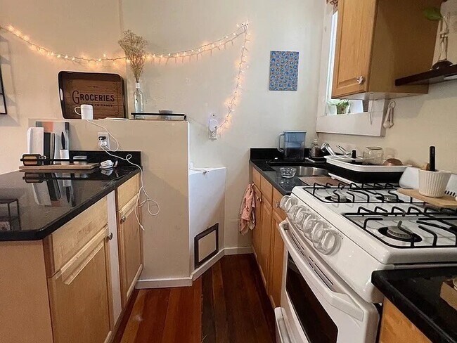 65 Burbank St Unit 24