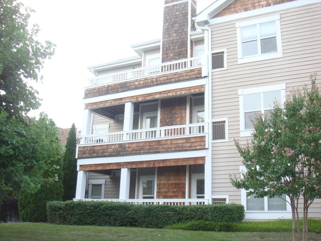 Photo - 14302 Rosy Ln Unidad Beautiful Condo in Centerville