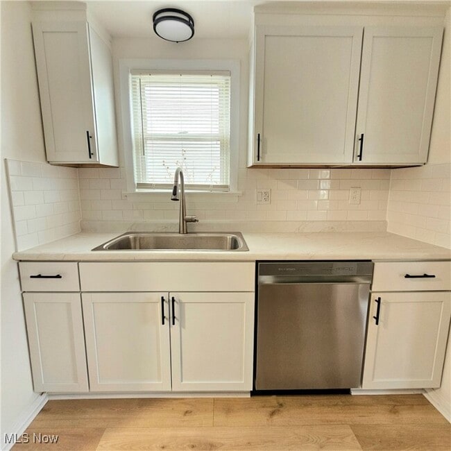 Photo - 665 Cherokee Trail