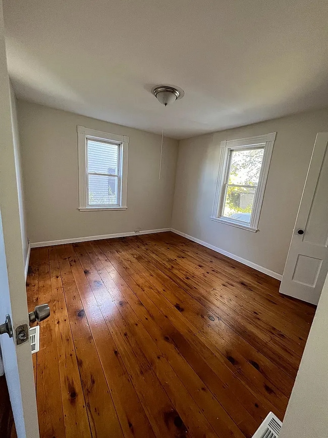 Photo - 6 Wheeler St Unit 1