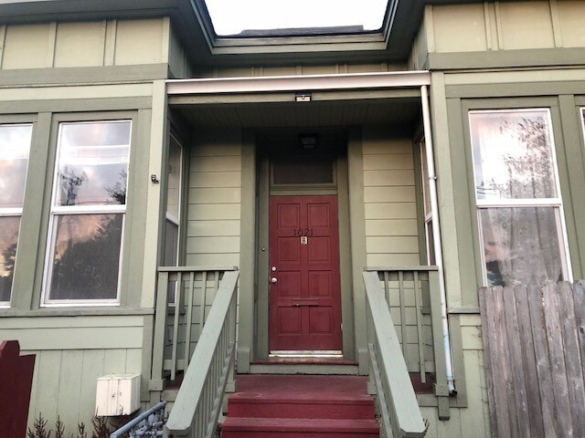 Building Photo - 1021 E St Unit B