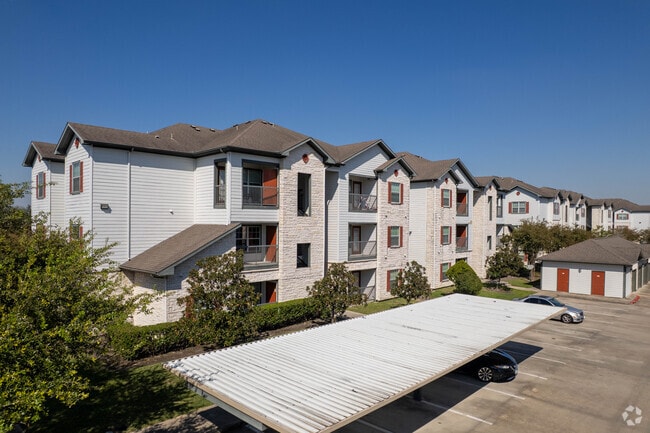 Photo - Stonebridge at City Park