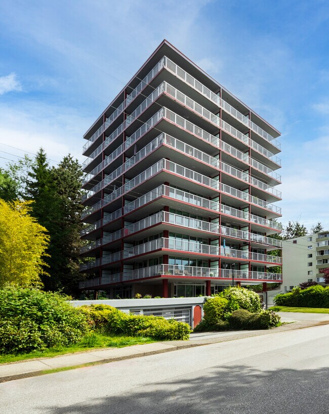 Building Photo - Capilano Tower