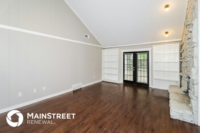 Photo - 6705 Silhouette Ave