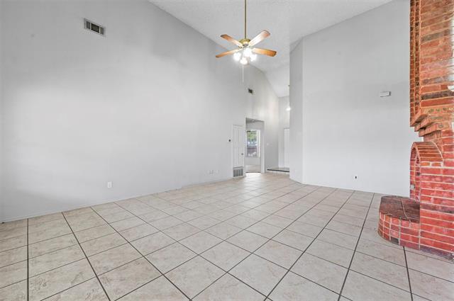 Photo - 2338 Stillwater Dr