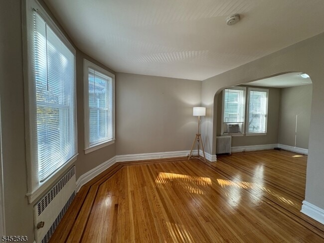 Photo - 271 Davis Ave Unit 2