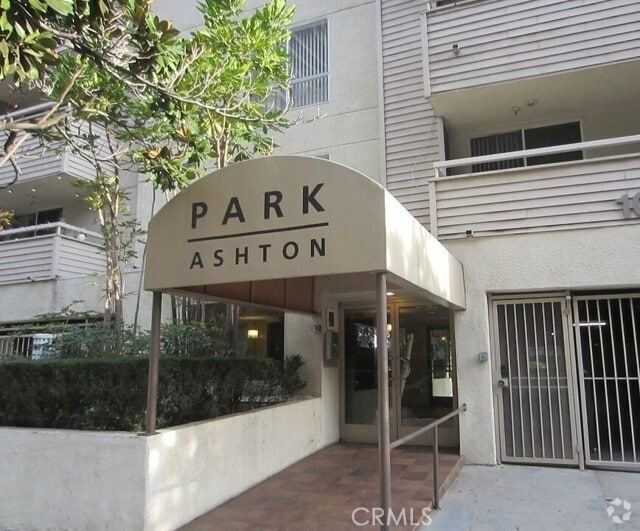 Building Photo - 10960 Ashton Ave Rental