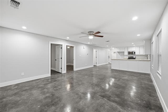 Photo - 607 E Day St