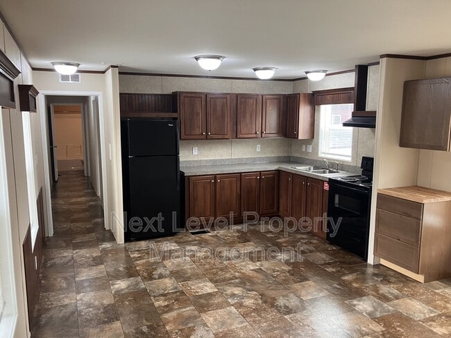 2115 U.S. Hwy 2 E