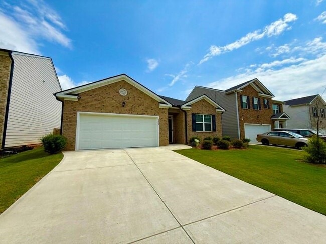 Photo - 2015 Waycross Ln