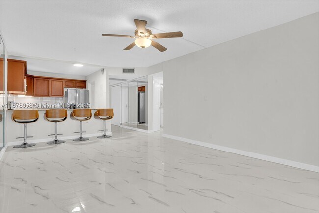 Photo - 9355 SW 8th St Unit 425