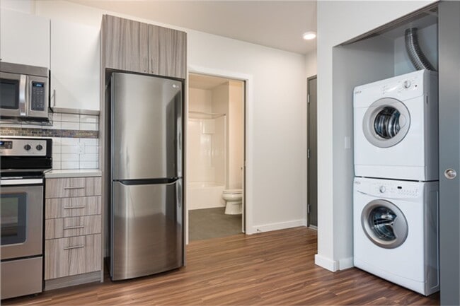 Photo - The Fifteen - Modern Living Meets Capitol ...