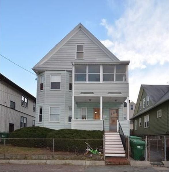 Front - 104 Bowdoin St Unit 2