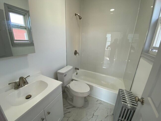 Photo - 124 Winfield Ave Unit 2