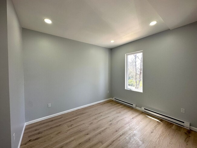 1109 W State St Unit 3