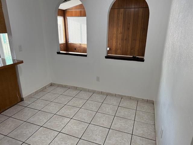 Photo - 707 Southwood Cir