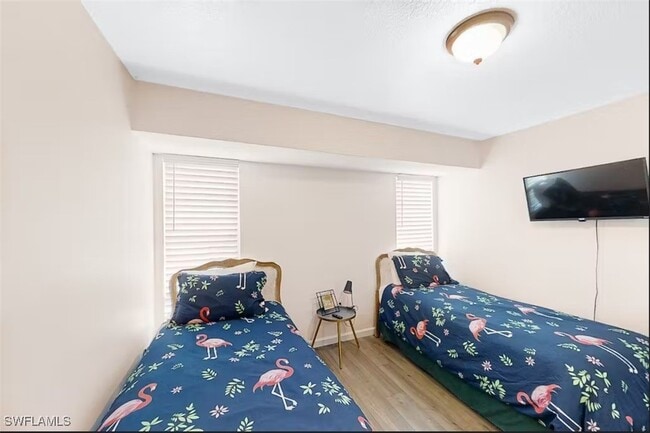 Building Photo - 4502 Parrot Ave