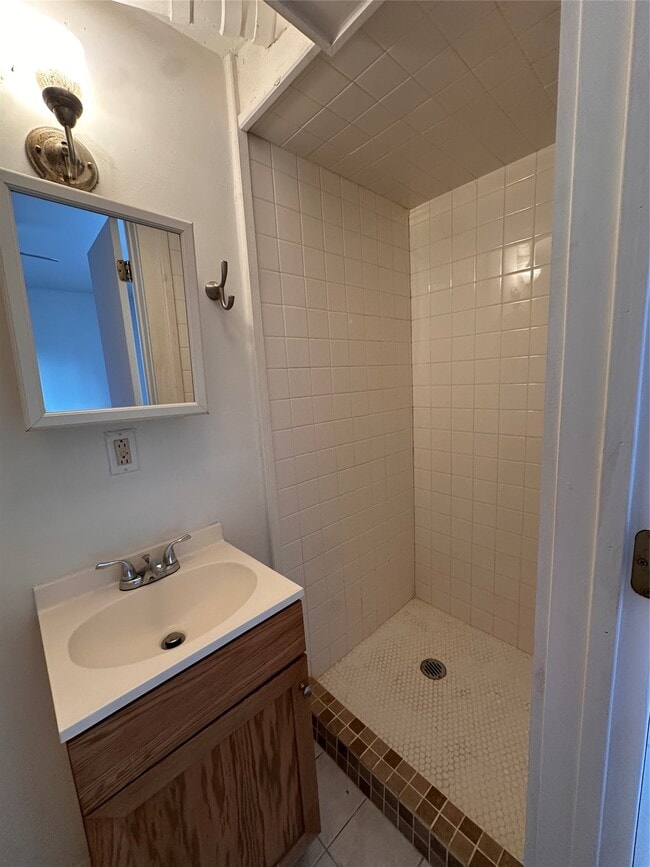 Photo - 106 Nanticoke Ave Unit 7,8,9,10