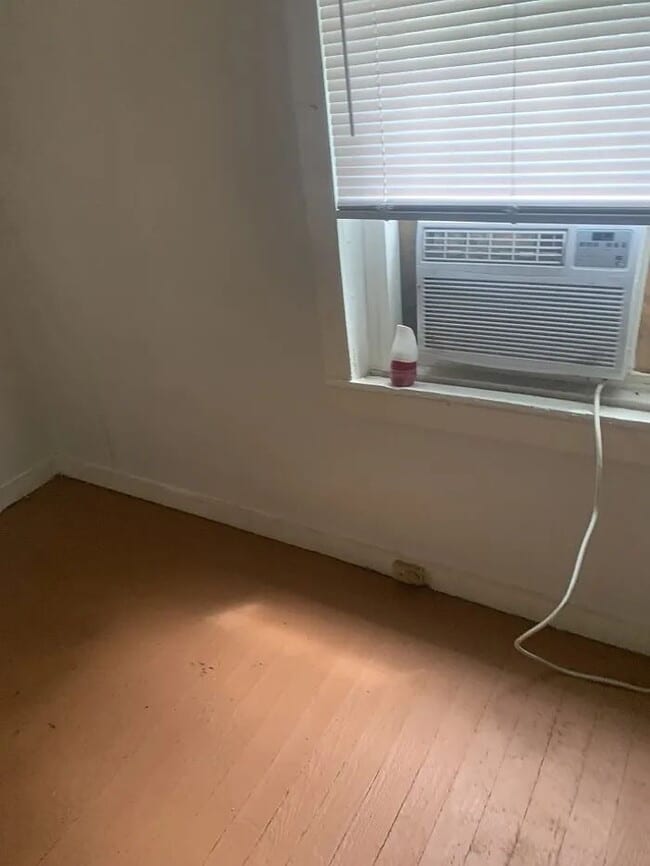 Photo - 1 Bedroom 1 Bathroom Clinton SC