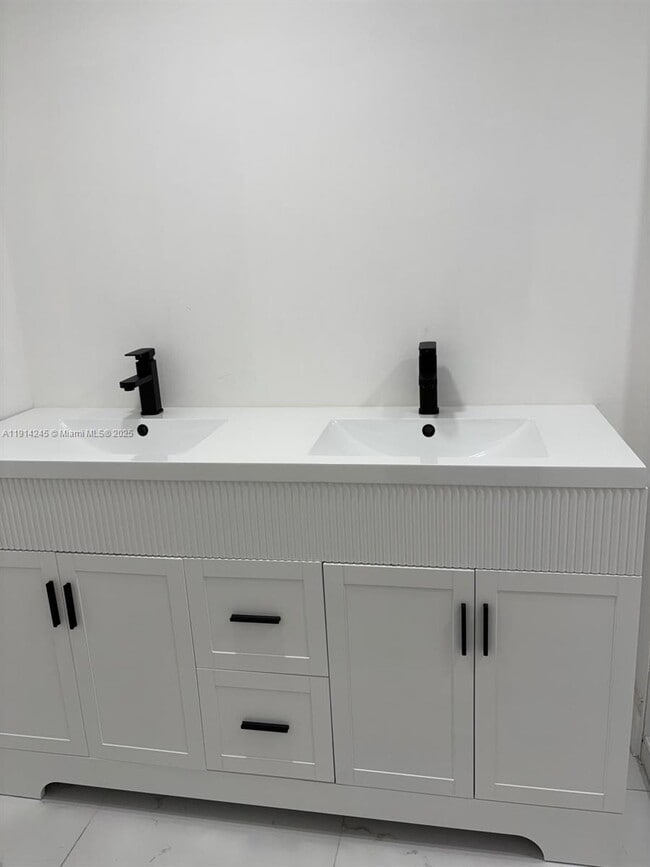 Photo - 18151 NE 31st Ct Unit 707