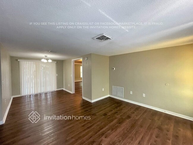 4850 Samara Dr