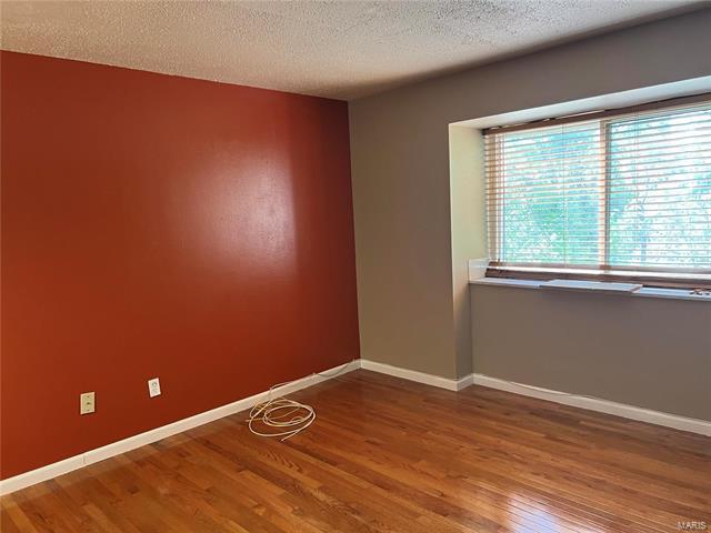 Photo - 4355 Maryland Ave Unit 433