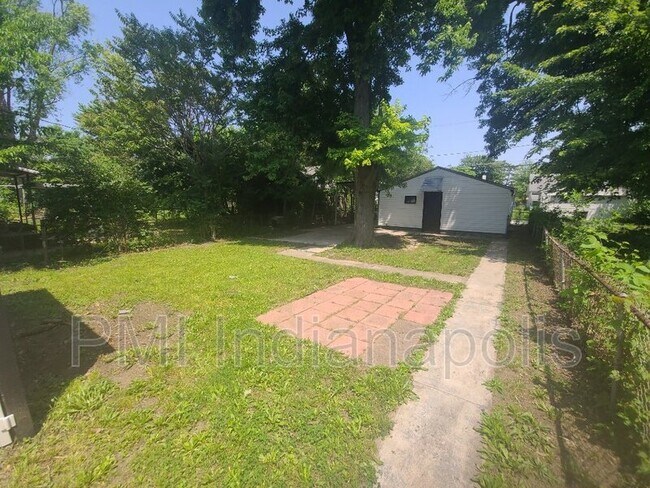 Photo - 2153 Sugar Grove Avenue