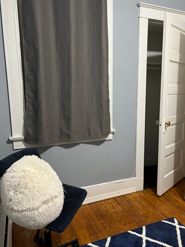 Photo - 8 Davies Pl Unit Apt #1- Bedroom 2