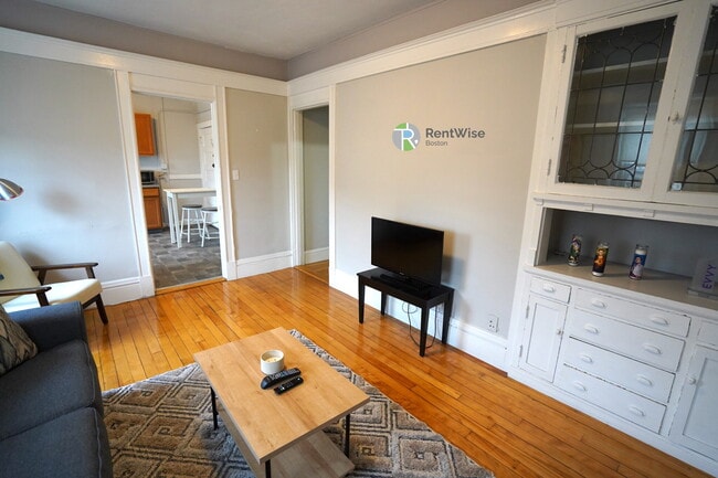 Photo - 228 South St Unidad 5