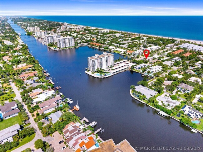 990 Casuarina Rd Unit 4