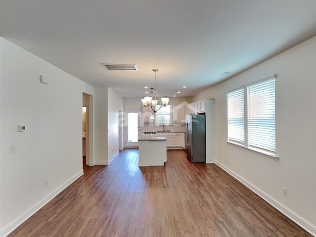 Photo - 309 Stowe Rd