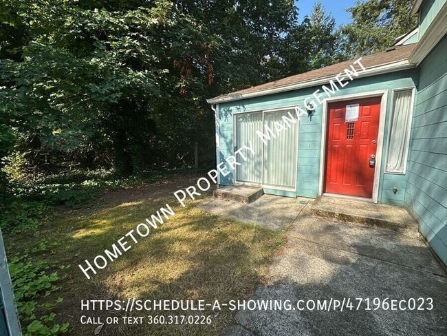 Photo - 1803 Pear St NE