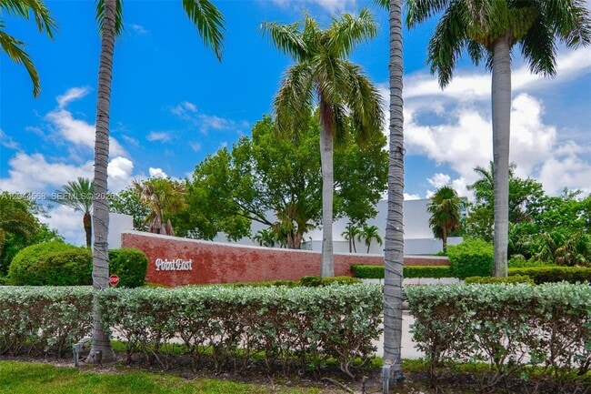 Building Photo - 2851 Leonard Dr Unit J505