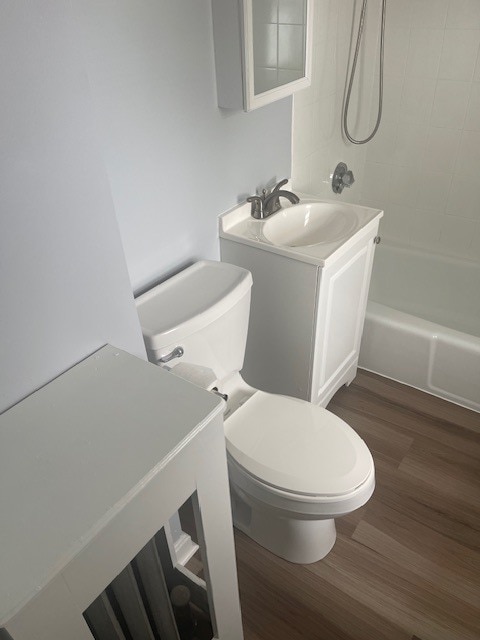 Photo - 16 Hanna St Unit Super Duper