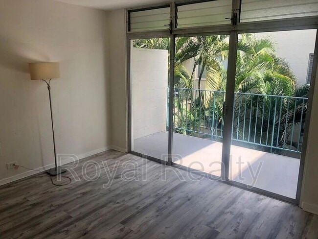 Photo - 2328 Seaview Ave Condo Unit #304