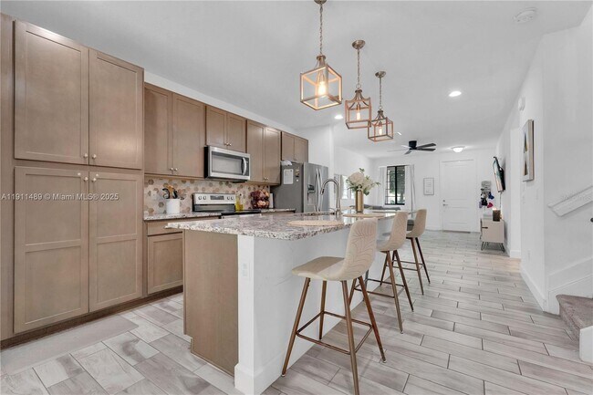 Photo - 3374 NW 5th St