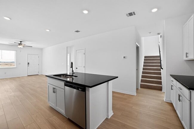 Photo - 5900 Swedish Farms Ter