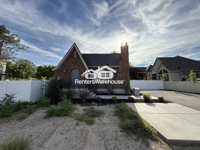 Photo - 4555 Highland Dr.