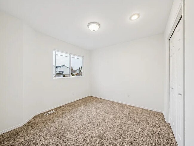 Photo - 13106 89th Ave E